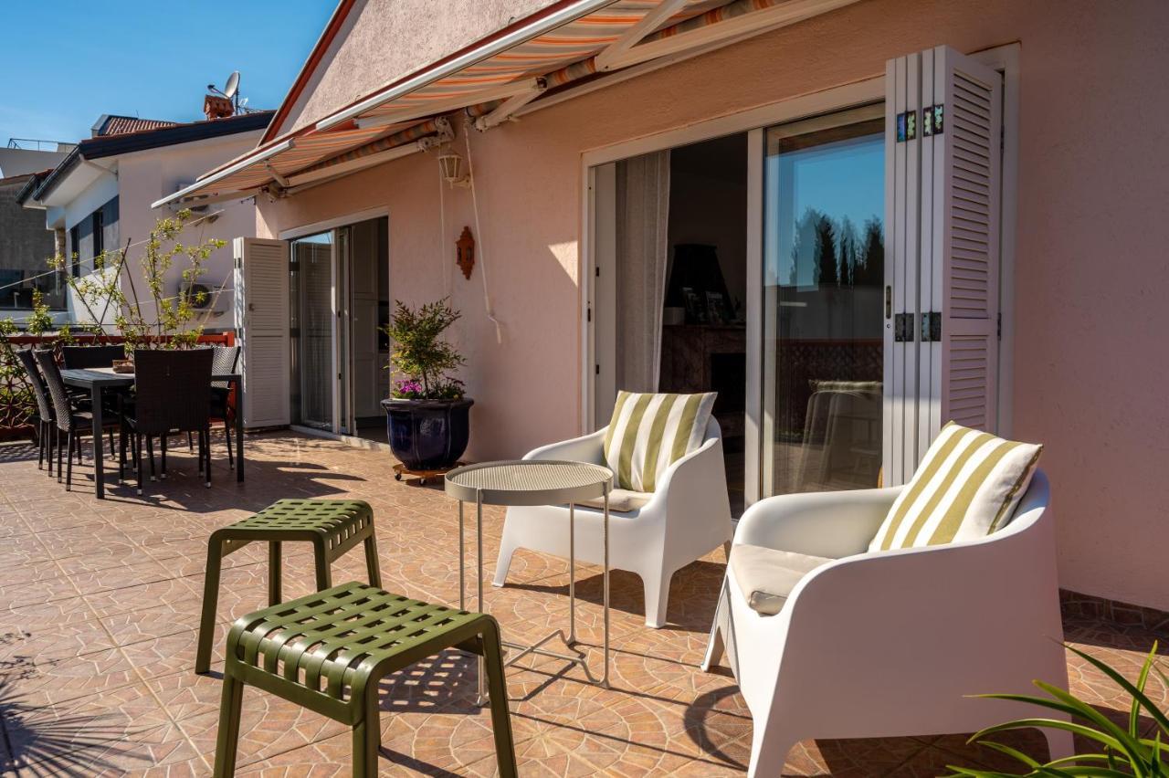Apartment Axelle 50 METERS TO THE BEACH Banjole Esterno foto