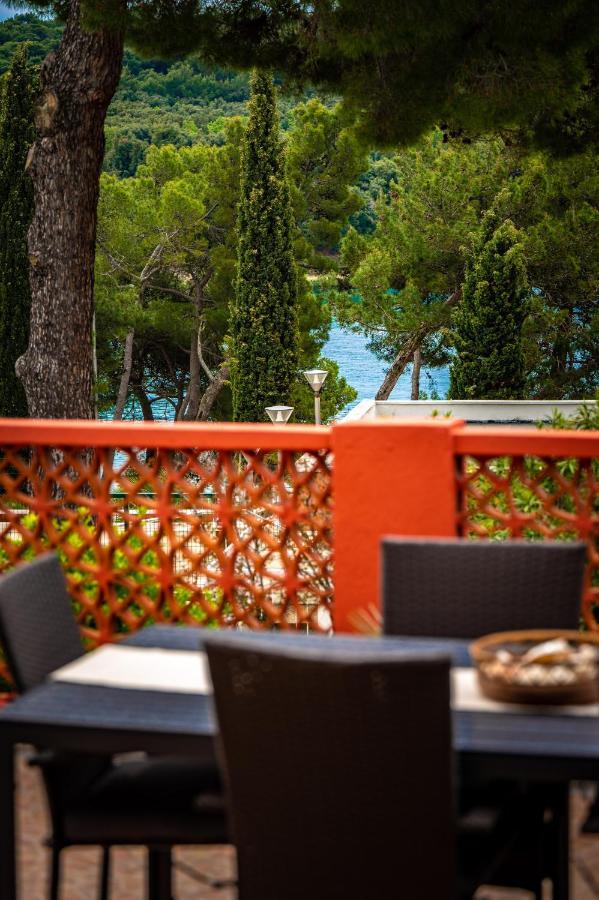 Apartment Axelle 50 METERS TO THE BEACH Banjole Esterno foto